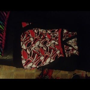 Pink black and white sleeveless dress