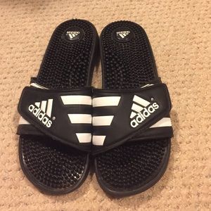 Adidas slides classic