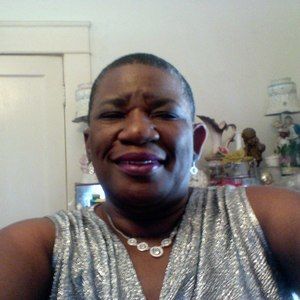 Meet your Posher, Edith