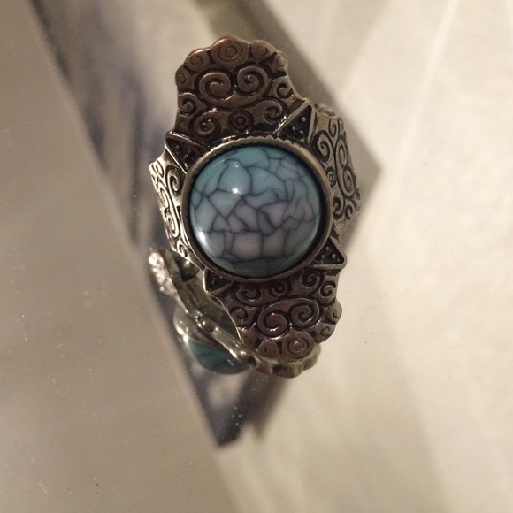 turquoise Ring 🦋 - Picture 3 of 8