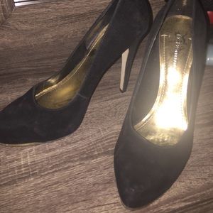 BCBG generation heels size 8 1/2