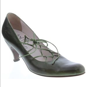 JOHN FLUEVOG Tea Cup Series Heels Size 6.5 - 7