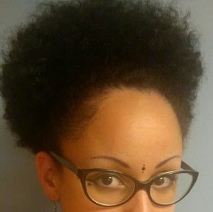 Meet your Posher, Simone