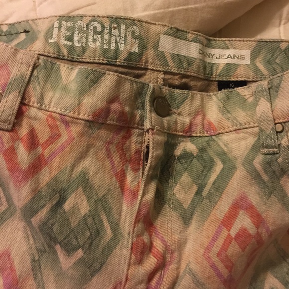 DKNY skinny straight leg pants