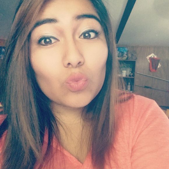 Meet your Posher, Katia