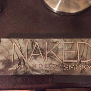 Urban Decay Naked Smokey