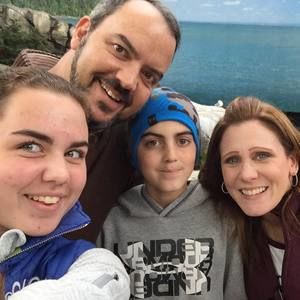 Meet your Posher, Dana