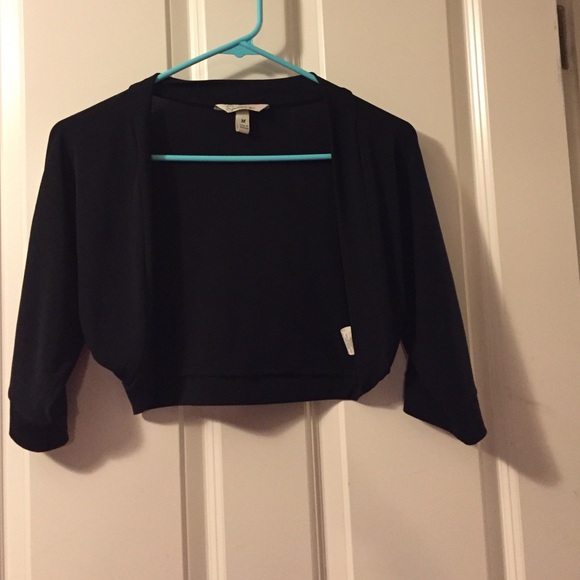 Black Shoulder Cover