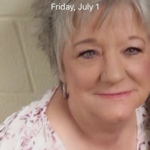 Meet your Posher, Carolyn