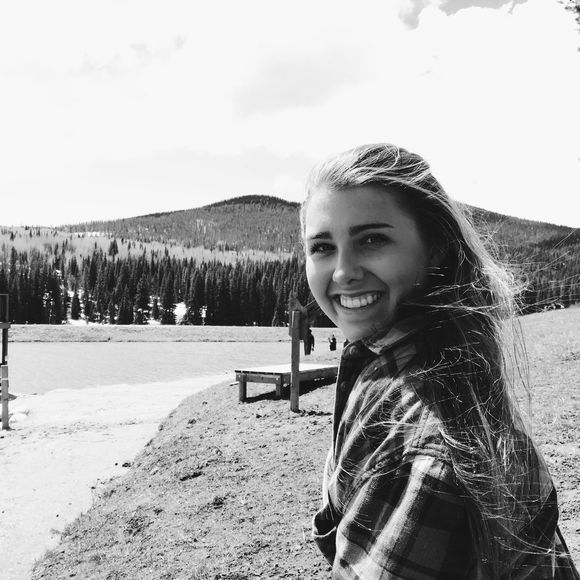 Meet your Posher, Jenna