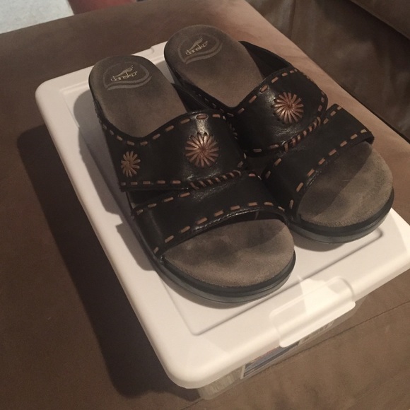 Leather dansko sandals