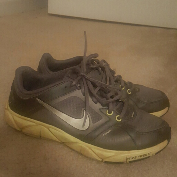NIKE Running/ Walking Sneakers
