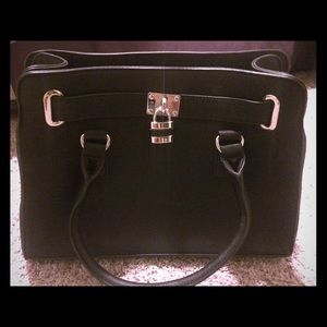 Black tote bag