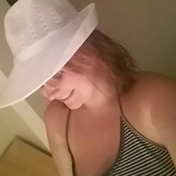 Hat - Picture 2 of 2