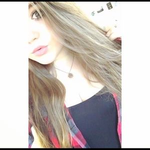 Meet your Posher, Lexi