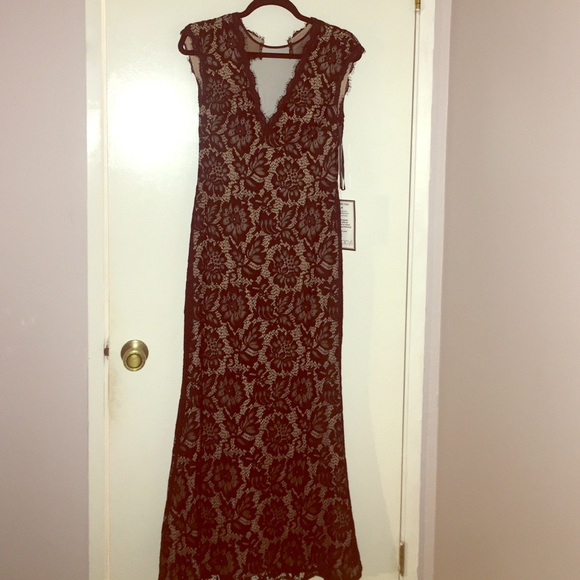 Formal Betsy & Adam lace dress, size 4