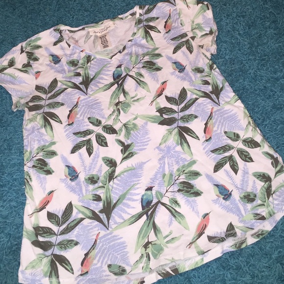 H&M graphic V