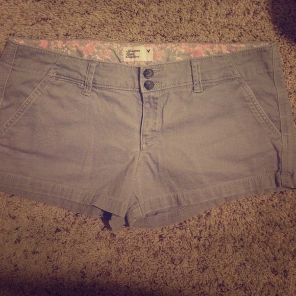 American Eagle Shorts - size 8