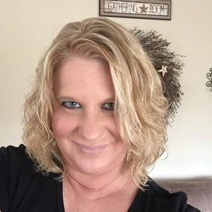 Meet your Posher, Sheri