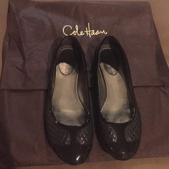 Cole Haan black leather ballerina flats