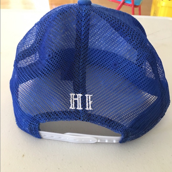 Hat - Picture 2 of 3