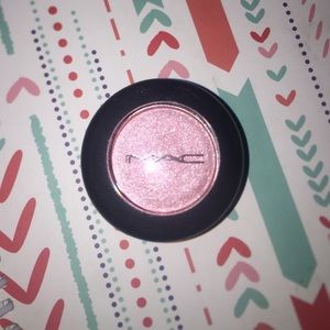 MAC eyeshadow