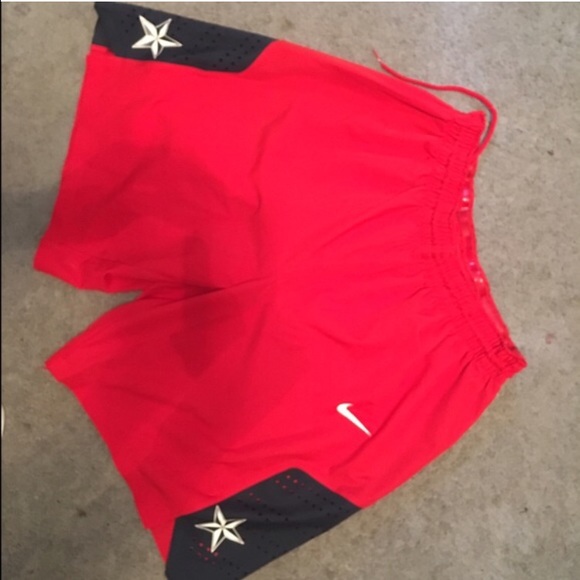 Bundle deal nike shorts and airmaxs