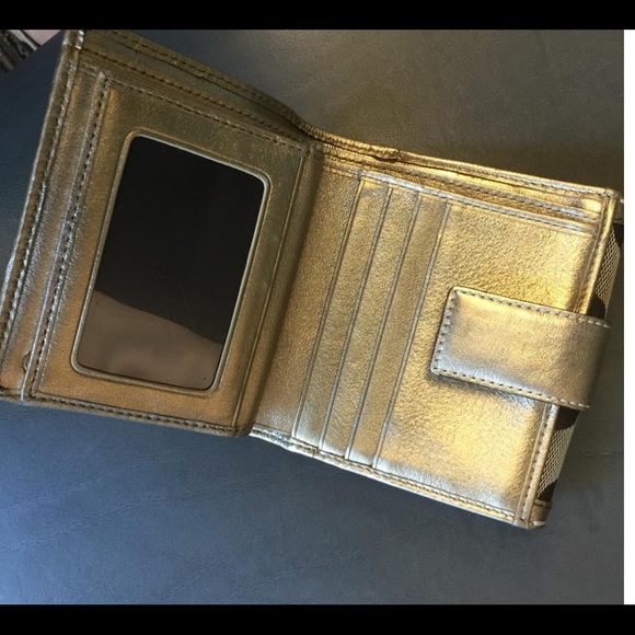 ❌SOLD❌SOLD❌SOLD❌Coach Signature Brown Gold Trim - Picture 2 of 4