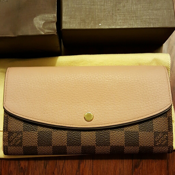 Sold Authentic Louis Vuitton Normandy  Wallet - Picture 2 of 4