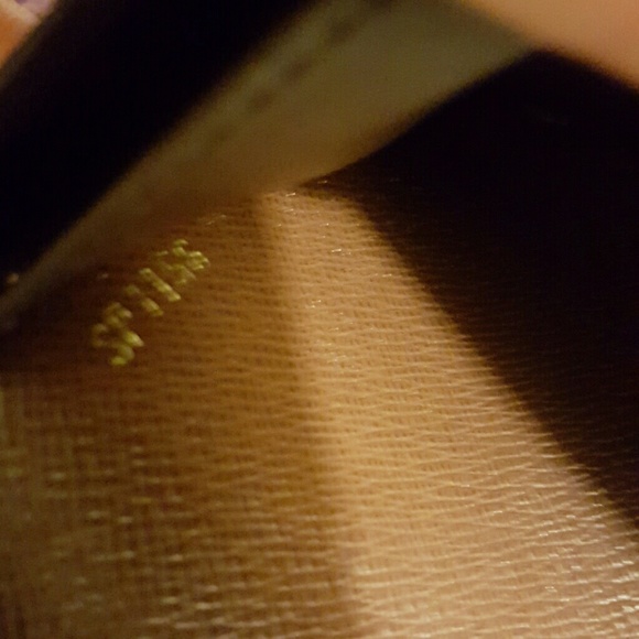 Sold Authentic Louis Vuitton Normandy  Wallet - Picture 4 of 4