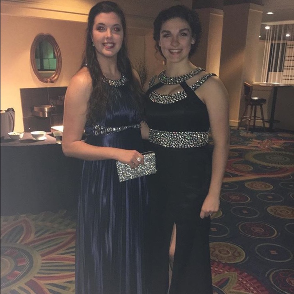 Meet your Posher, Victoria