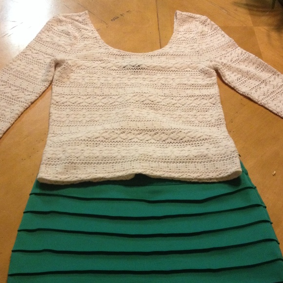 American Eagle crop top - Picture 1 of 3