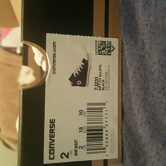 Infant Converse - Picture 3 of 3