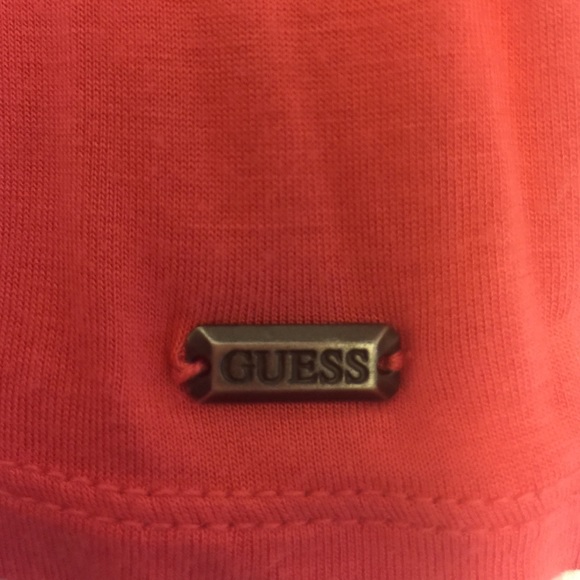 GUESS Top - Picture 2 of 3