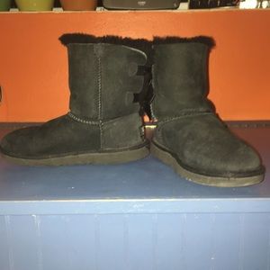 all black bailey bow uggs all black bailey bow uggs