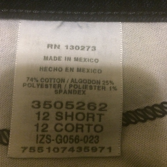 Lee - Picture 4 of 4