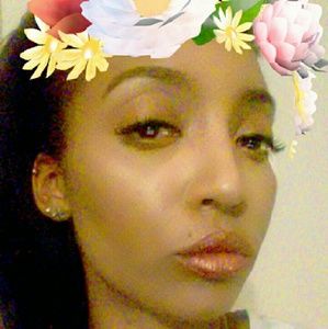 Meet your Posher, Leila