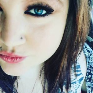 Meet your Posher, Candi