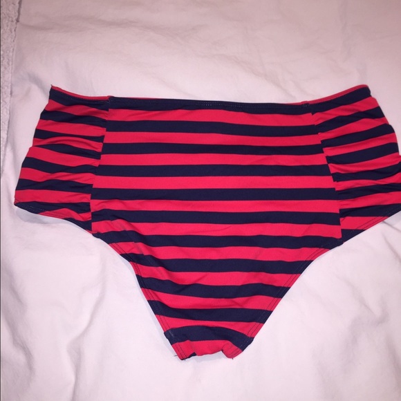Gilly Hicks Bathing Suit Bottoms - Picture 3 of 4