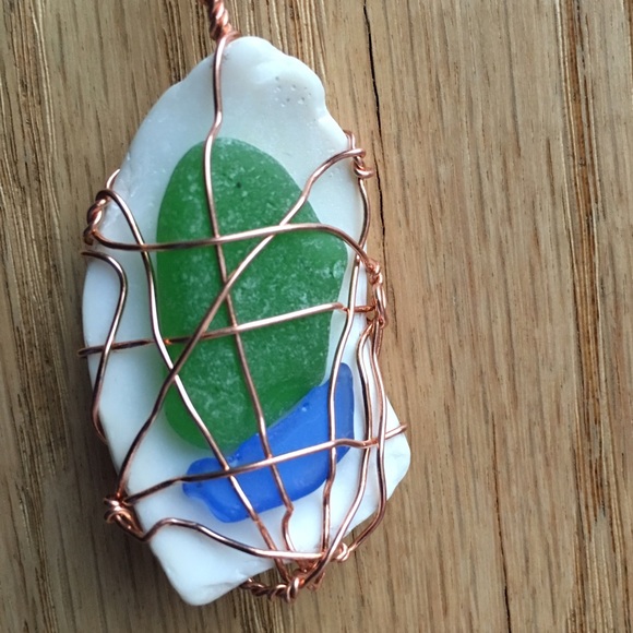 Kodiak Stone glass jewel necklace