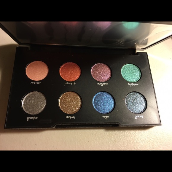 Moondust Palette - Picture 2 of 3