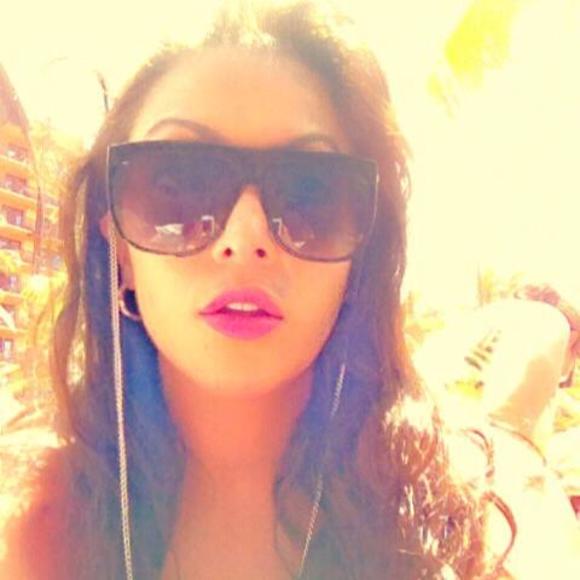 Meet your Posher, Michelle