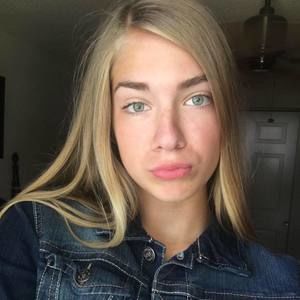 Meet your Posher, Caris