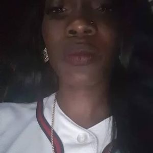 Meet your Posher, Ramona