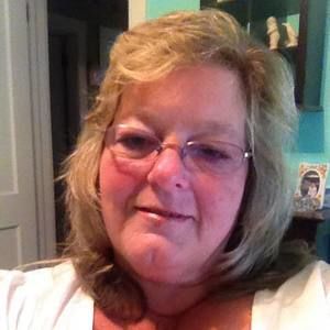 Meet your Posher, Debra