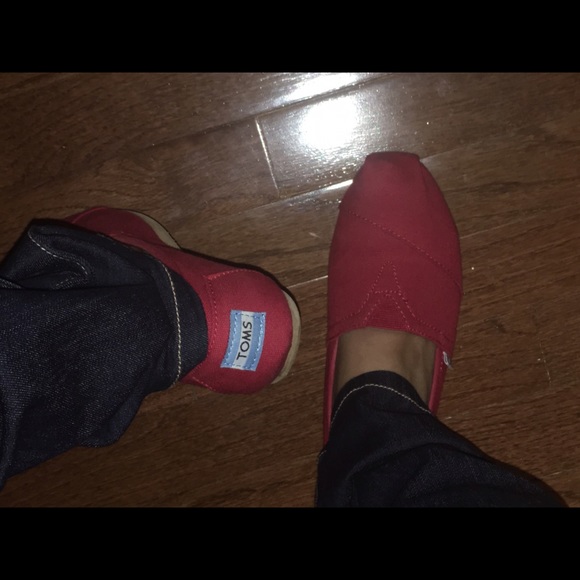 Red Toms - Picture 2 of 3