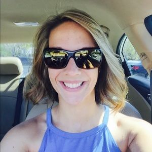 Meet your Posher, Lacie