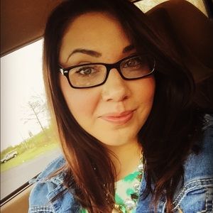 Meet your Posher, Jessica