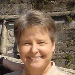 Meet your Posher, Debbie