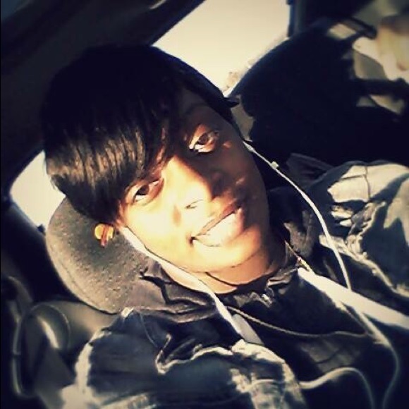 Meet your Posher, Shai